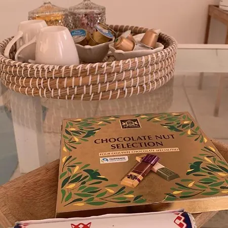 Neramar Ensuite & Swimming Pool Gasthuis *